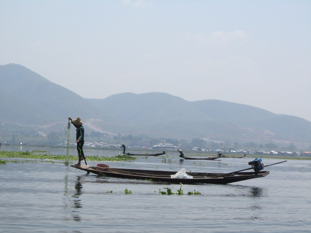 Pécheurs sur Inle Lake